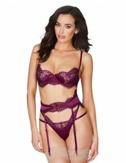 Oh La La Cheri Yasmin Set