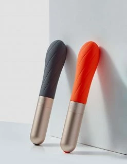 Vibrators Love Not War Gra