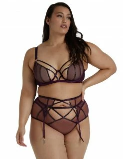 Lingerie HUSTLER® PVC Cutout Mesh Garter Belt Curve 14-20