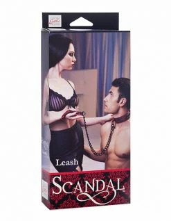Scandal Metal Chain Leash Bondage