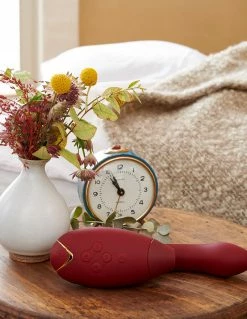 Womanizer Duo Dual Stimulator Vibrators