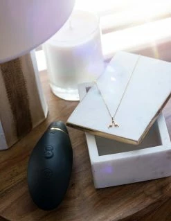 Womanizer Premium 2 Vibrators